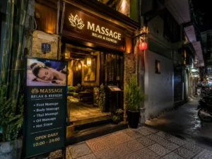 massage near Bitexco Tower