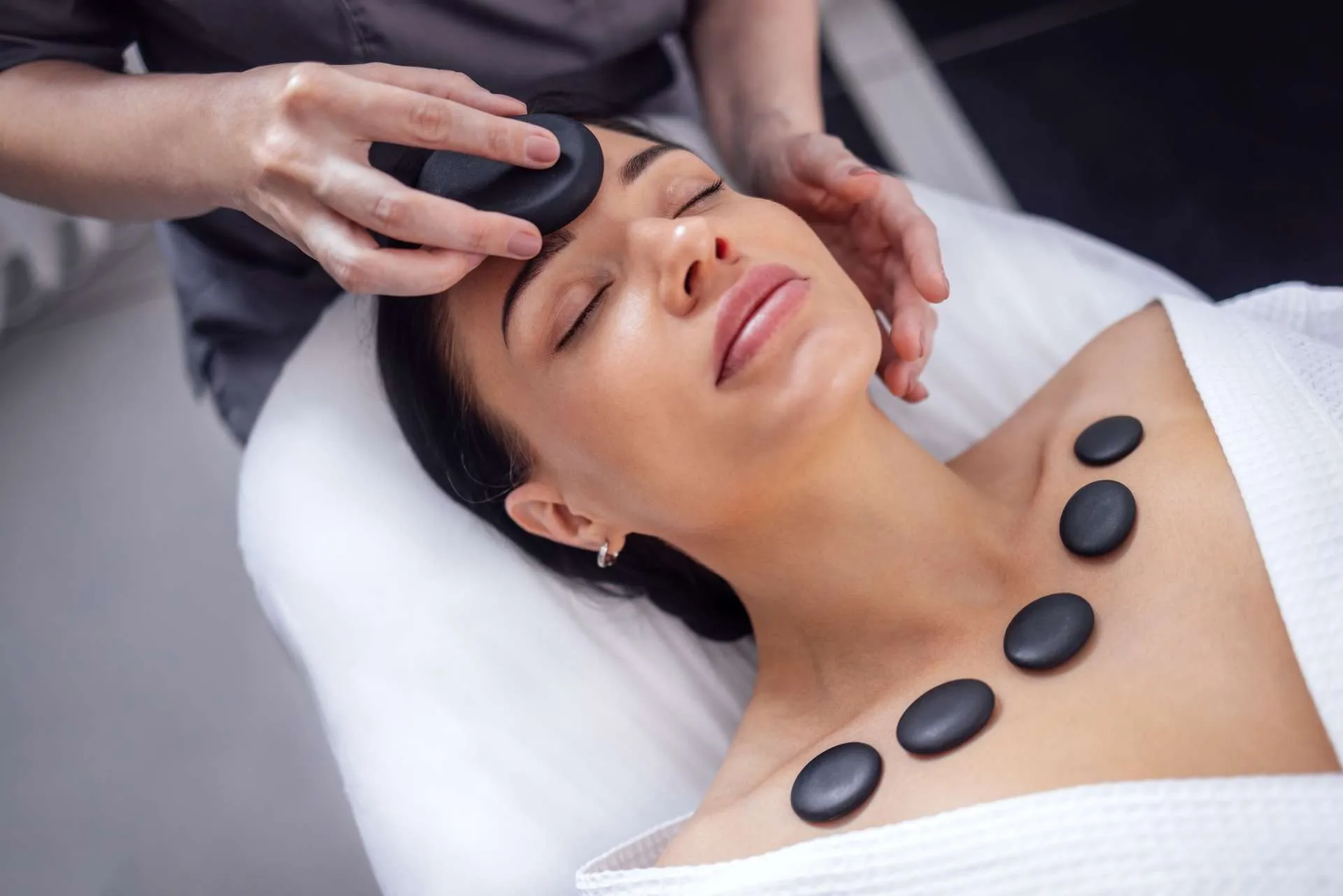 hotel massage in Tay Ho district