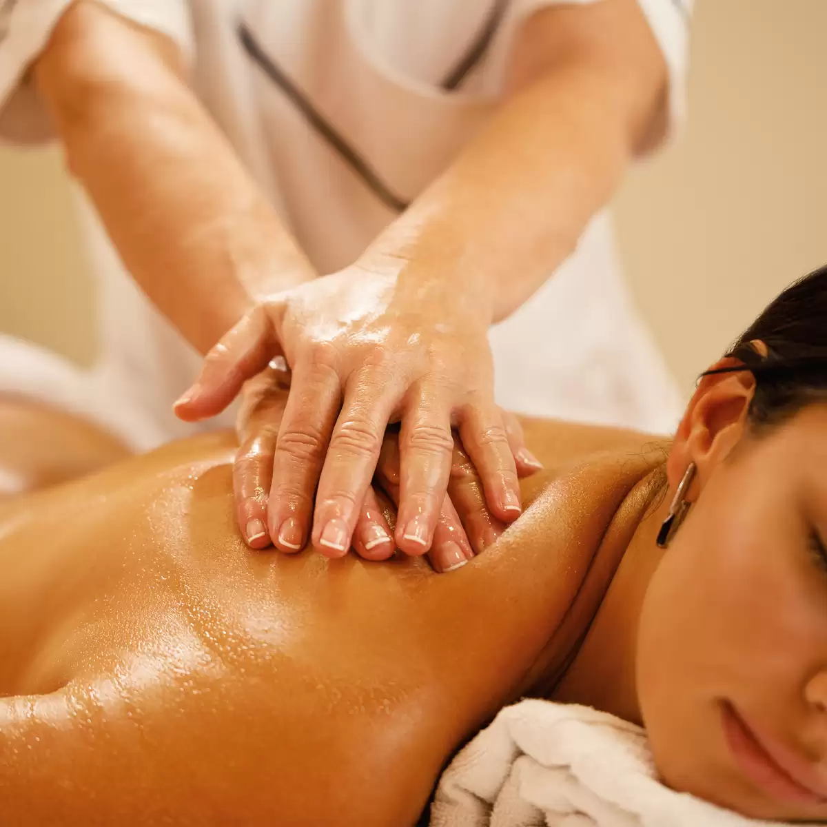 doorstep massage service Ha Noi 1 doorstep massage service Ha Noi