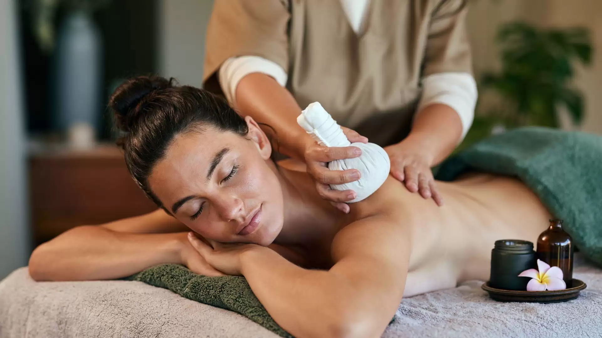 call massage to hotel room Ho Chi Minh 2 call massage to hotel room Ho Chi Minh